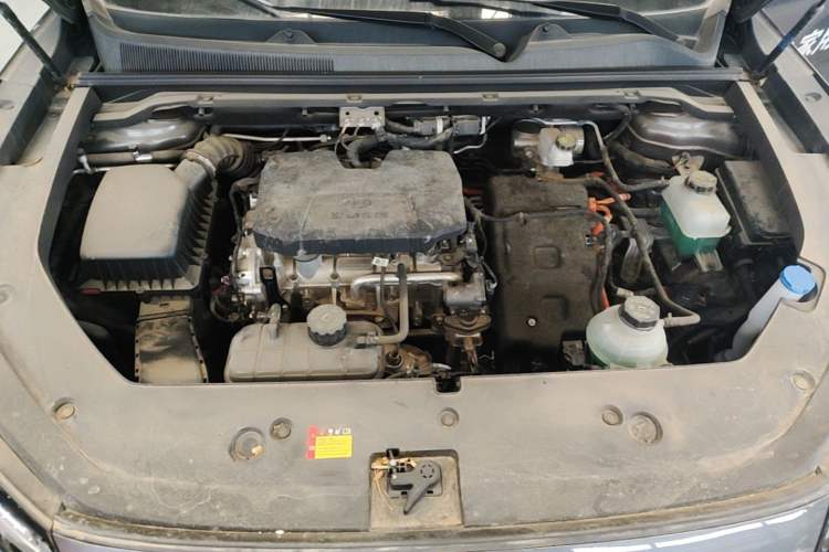 Used Wuling Xingguang S 2024 130 km Flagship Version Engine Bay
