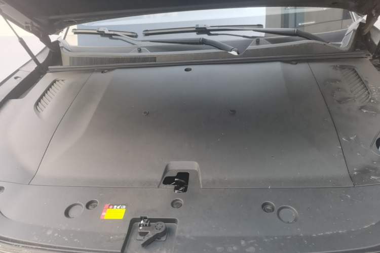 Used Wuling Xingguang S 2024 510 km Flagship Version Engine Bay