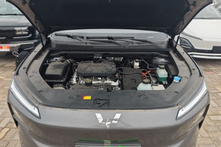 Used Wuling Xingguang S 2024 130km Flagship Version Engine Bay