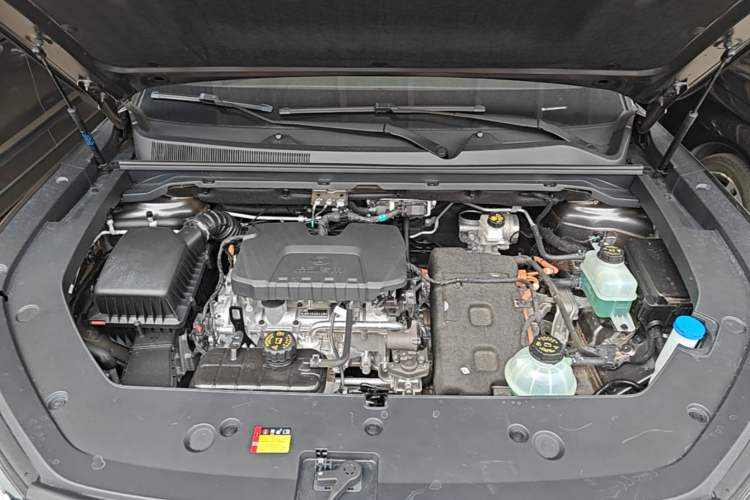 Used Wuling Xingguang S 2024 130 km Flagship Version Engine Bay