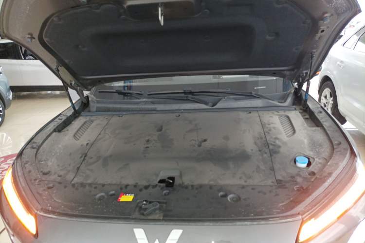 Used Wuling Xingguang S 2024 510 km Flagship Version Engine Bay
