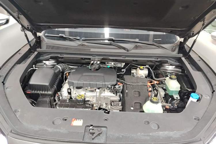 Used Wuling Xingguang S 2024 130 km Flagship Version Engine Bay