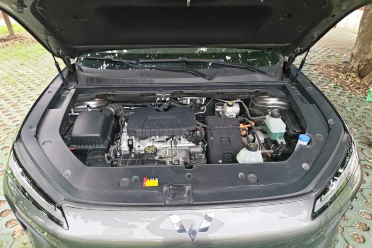 Used Wuling Xingguang S 2024 130 km Flagship Version Engine Bay