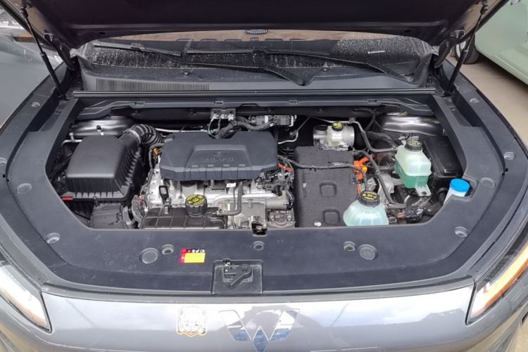 Used Wuling Xingguang S 2024 130 km Flagship Version Engine Bay