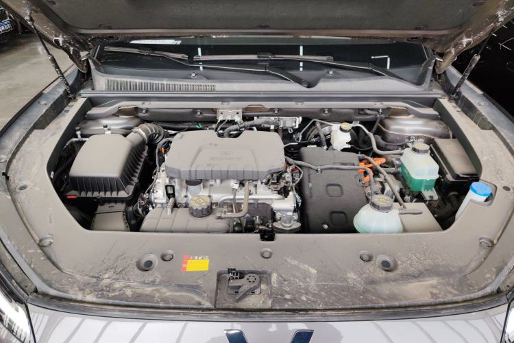 Used Wuling Xingguang S 2024 130km Flagship Version Engine Bay