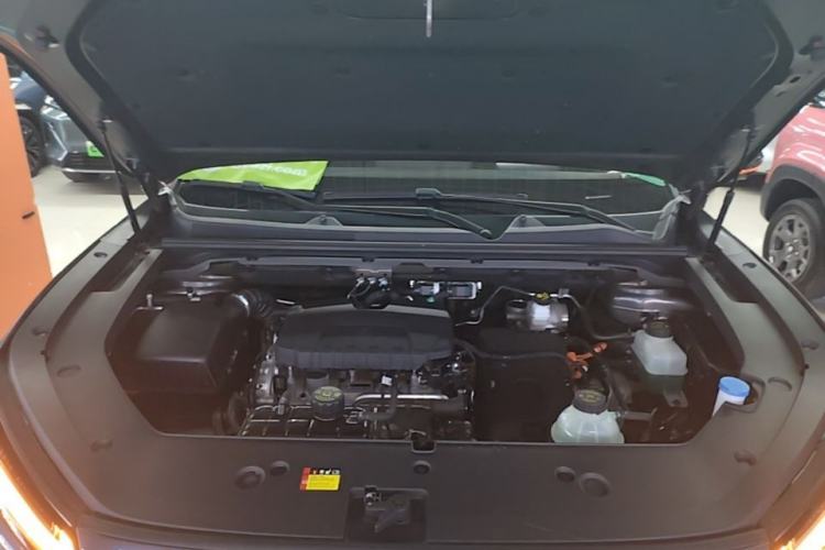 Used Wuling Xingguang S 2024 130 km Flagship Version Engine Bay