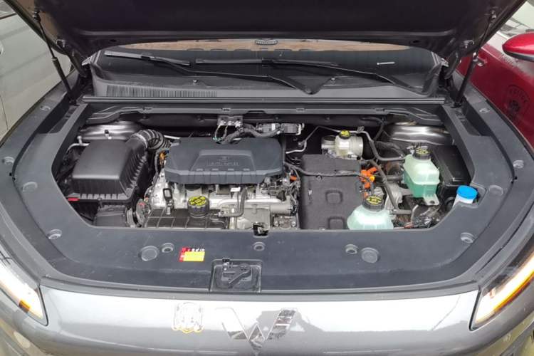 Used Wuling Xingguang S 2024 130 km Flagship Version Engine Bay