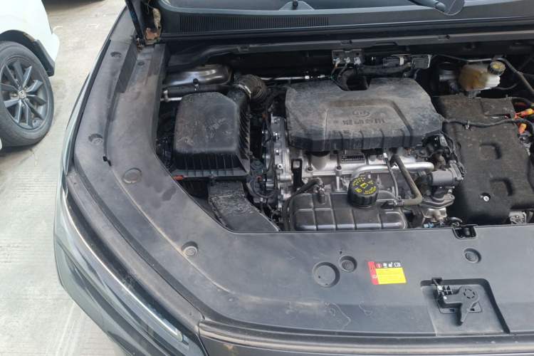 Used Wuling Xingguang S 2024 130 km Flagship Version Engine Bay Right