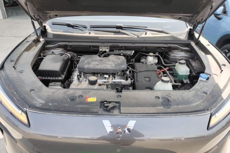 Used Wuling Xingguang S 2024 130 km Flagship Version Engine Bay