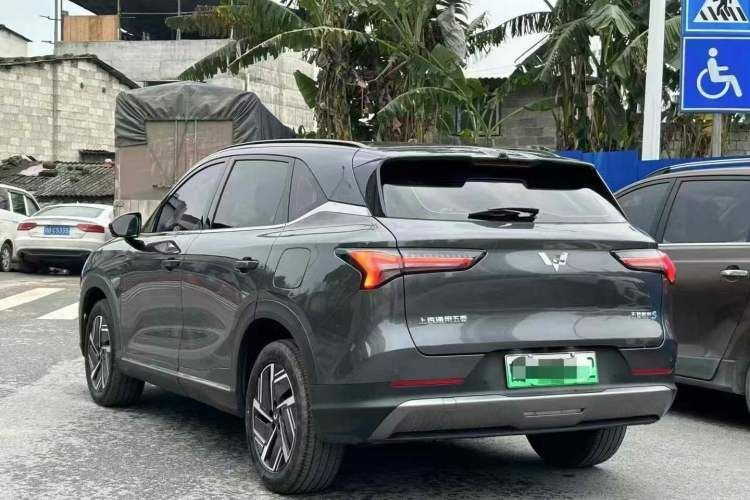 Used Wuling Xingguang S 2024 130km Flagship Version Exterior 2