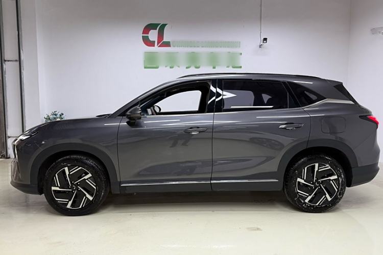 Used Wuling Xingguang S 2024 130 km Flagship Version Exterior 3