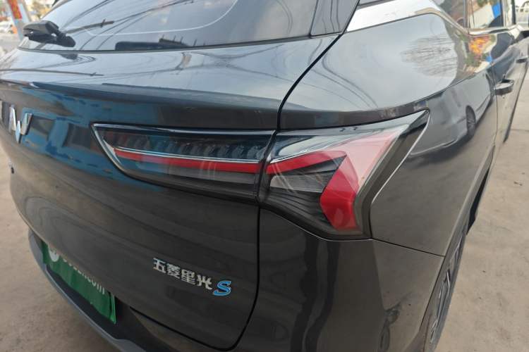 Used Wuling Xingguang S 2024 510km Flagship Edition Exterior 3