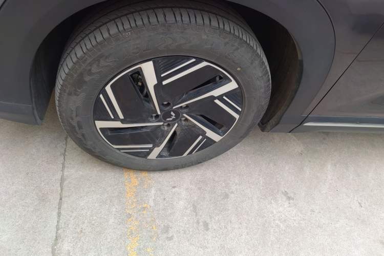 Used Wuling Xingguang S 2024 510 km Flagship Version Exterior 4