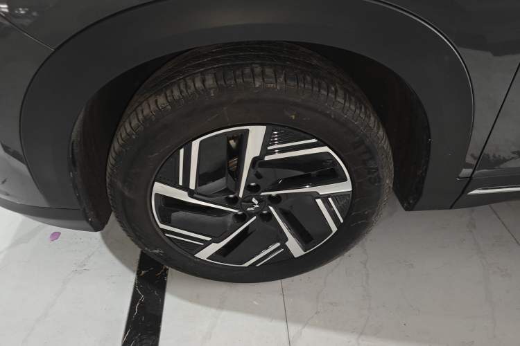 Used Wuling Xingguang S 2024 130 km Flagship Version Exterior 4