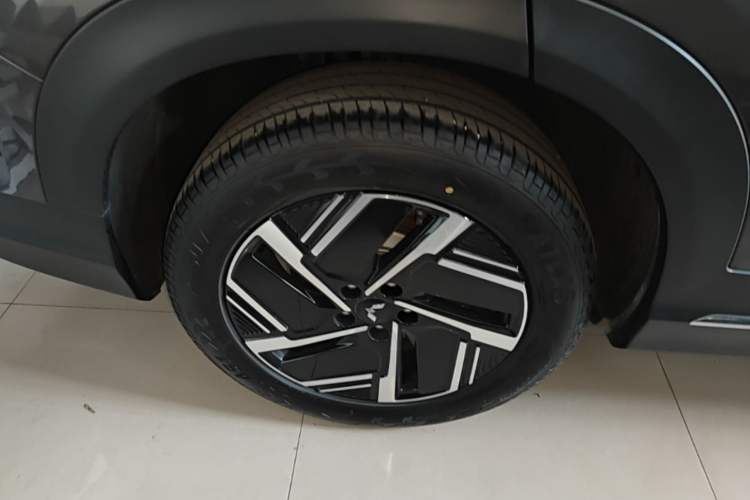 Used Wuling Xingguang S 2024 130 km Flagship Version Exterior 5
