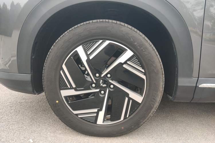 Used Wuling Xingguang S 2024 130 km Flagship Version Exterior 8