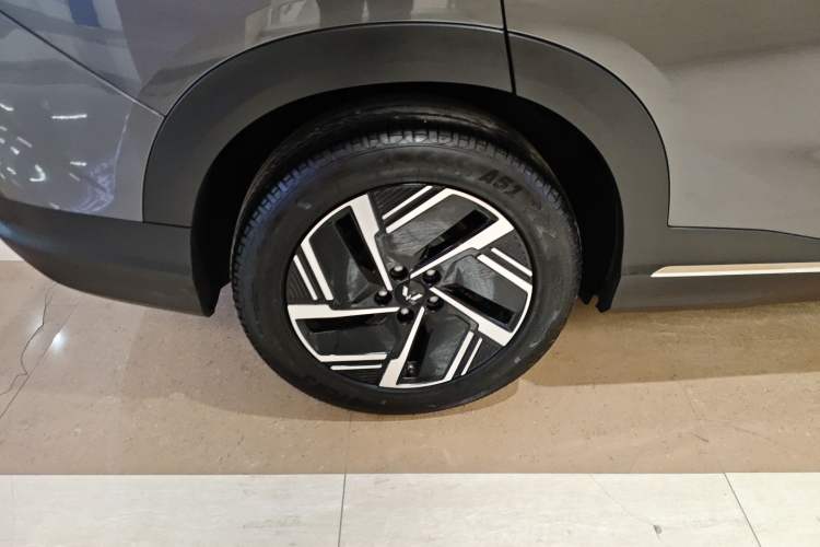 Used Wuling Xingguang S 2024 510 km Flagship Version Exterior 8