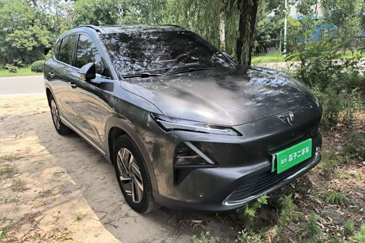 Used Wuling Xingguang S 2024 130 km Flagship Version Front Right 45 Deg