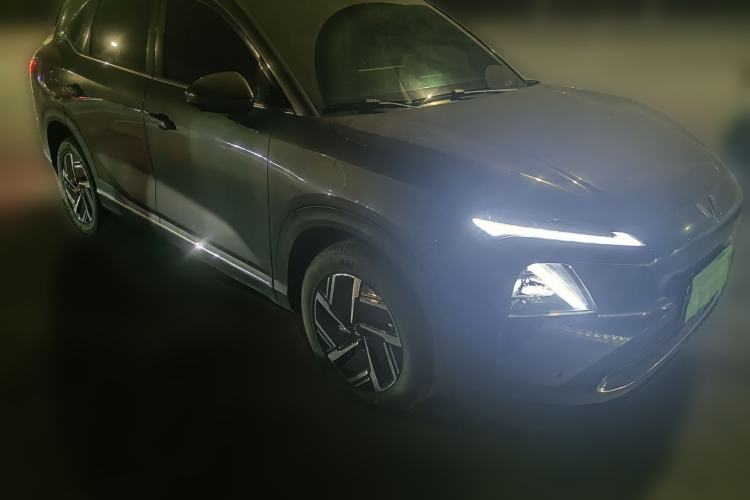 Used Wuling Xingguang S 2024 130km Flagship Version Front Right 45 Deg