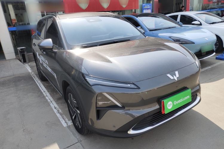 Used Wuling Xingguang S 2024 130 km Flagship Version Front Right 45 Deg