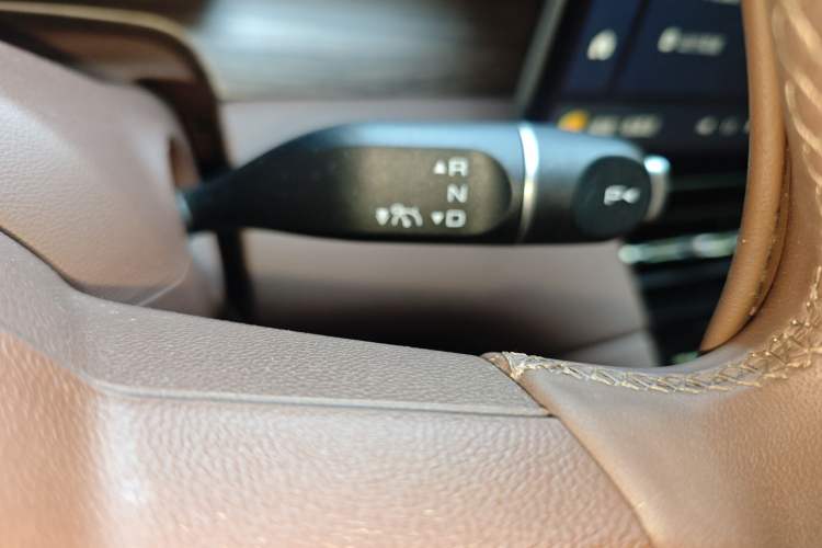 Used Wuling Xingguang S 2024 510 km Flagship Version Gear Lever