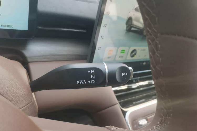 Used Wuling Xingguang S 2024 510 km Flagship Version Gear Lever