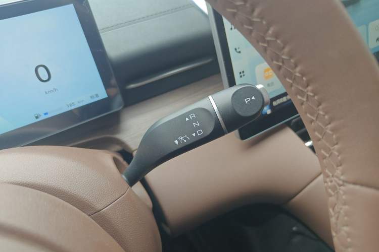Used Wuling Xingguang S 2024 130 km Flagship Version Gear Lever
