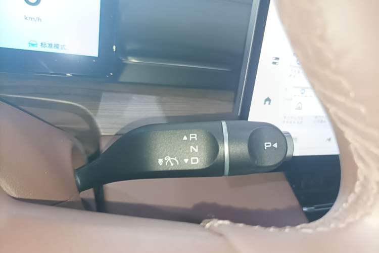 Used Wuling Xingguang S 2024 510 km Flagship Version Gear Lever