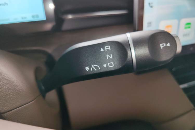 Used Wuling Xingguang S 2024 130km Flagship Version Gear Lever