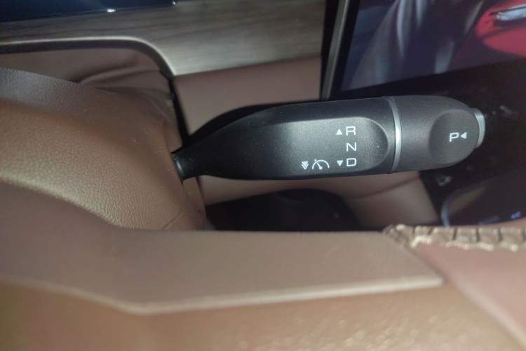 Used Wuling Xingguang S 2024 130km Flagship Version Gear Lever