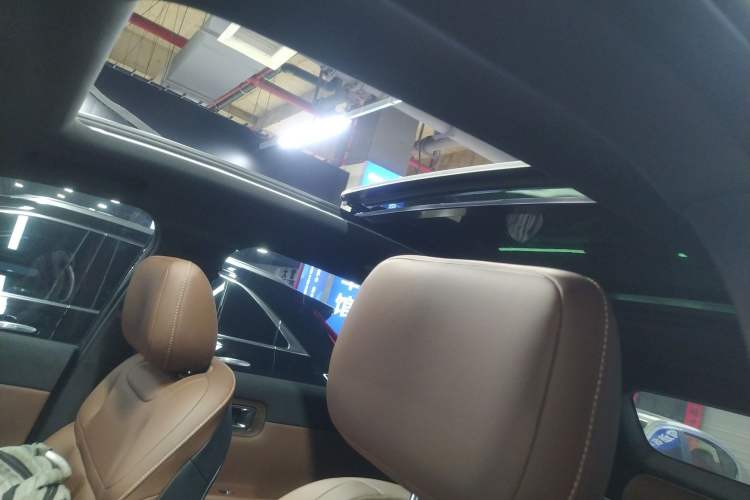 Used Wuling Xingguang S 2024 510 km Flagship Version Headliner