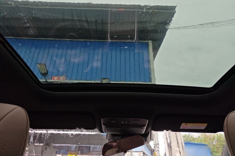 Used Wuling Xingguang S 2024 130 km Flagship Version Headliner