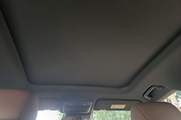 Used Wuling Xingguang S 2024 130 km Flagship Version Headliner