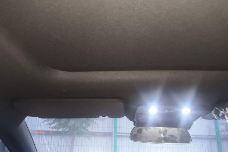 Used Wuling Xingguang S 2024 510 km Flagship Version Headliner