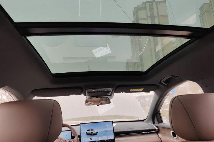 Used Wuling Xingguang S 2024 130 km Flagship Version Headliner