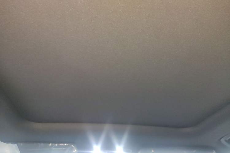 Used Wuling Xingguang S 2024 130 km Flagship Version Headliner