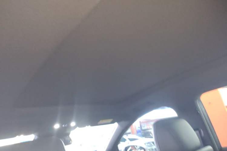 Used Wuling Xingguang S 2024 130 km Flagship Version Headliner