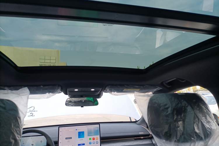 Used Wuling Xingguang S 2024 130 km Flagship Version Headliner