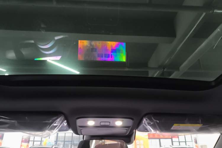 Used Wuling Xingguang S 2024 130 km Flagship Version Headliner