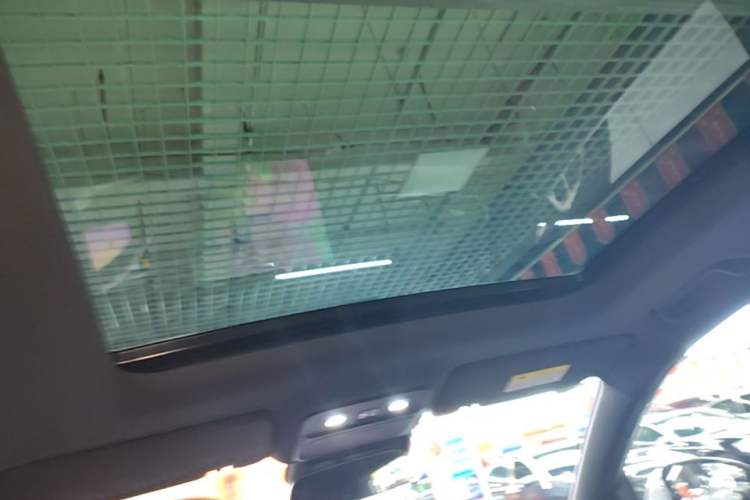Used Wuling Xingguang S 2024 130 km Flagship Version Headliner