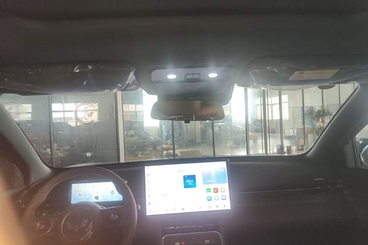 Used Wuling Xingguang S 2024 130 km Flagship Version Headliner