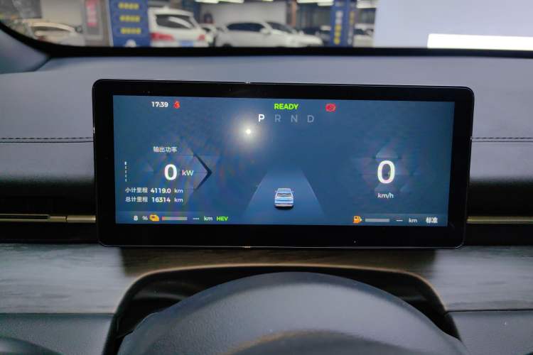 Used Wuling Xingguang S 2024 130 km Flagship Version Instrument Cluster