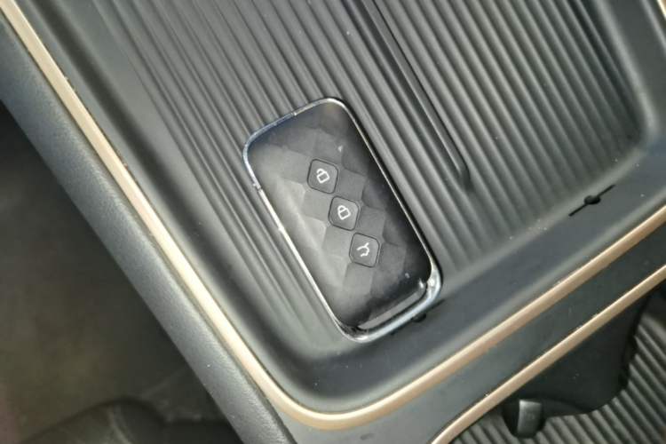 Used Wuling Xingguang S 2024 510 km Flagship Version Interior 1