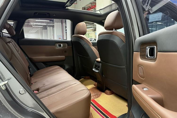 Used Wuling Xingguang S 2024 130 km Flagship Version Interior 13