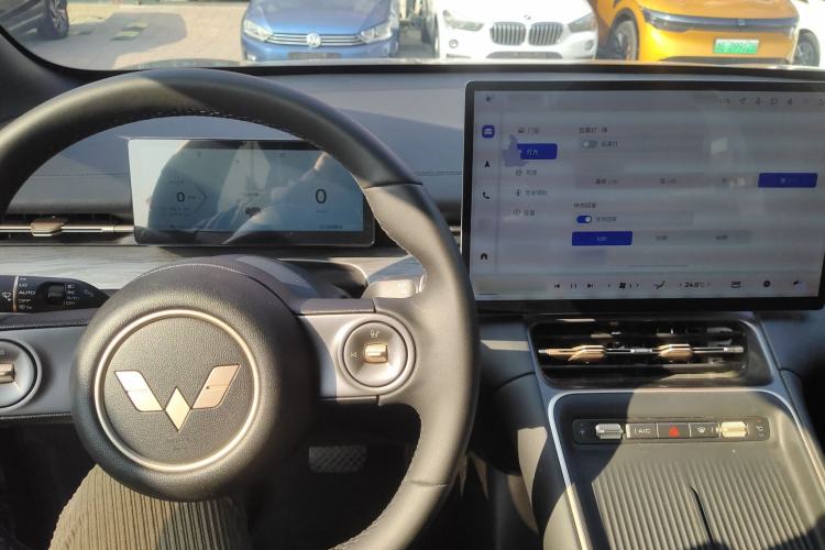 Used Wuling Xingguang S 2024 510 km Flagship Version Interior 2