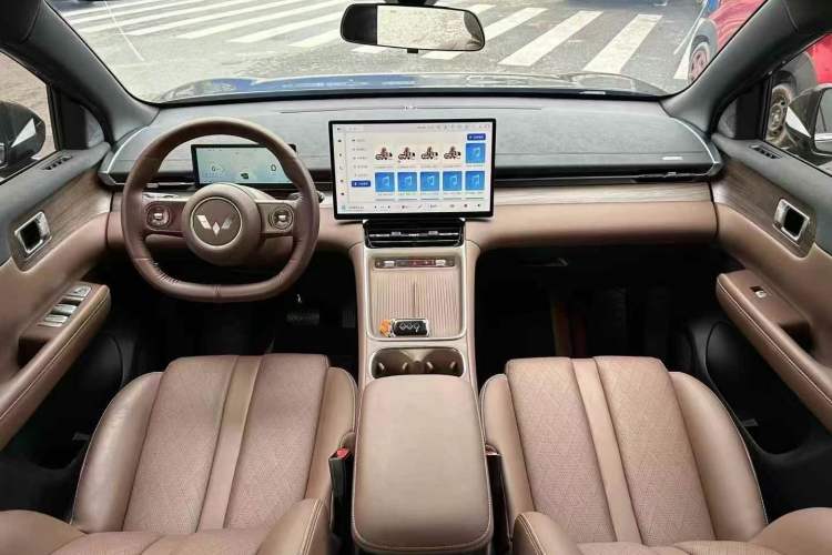 Used Wuling Xingguang S 2024 130km Flagship Version Interior 2