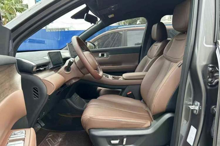Used Wuling Xingguang S 2024 130km Flagship Version Interior 3