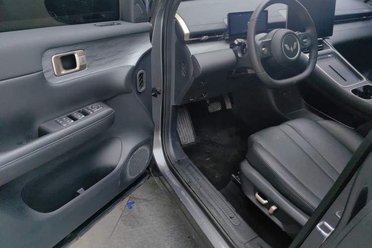 Used Wuling Xingguang S 2024 130 km Flagship Version Interior 3