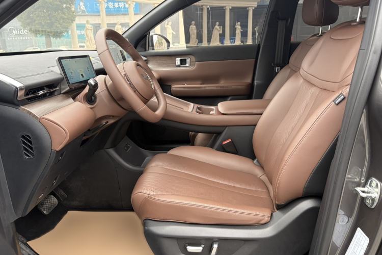 Used Wuling Xingguang S 2024 130 km Flagship Version Interior 5