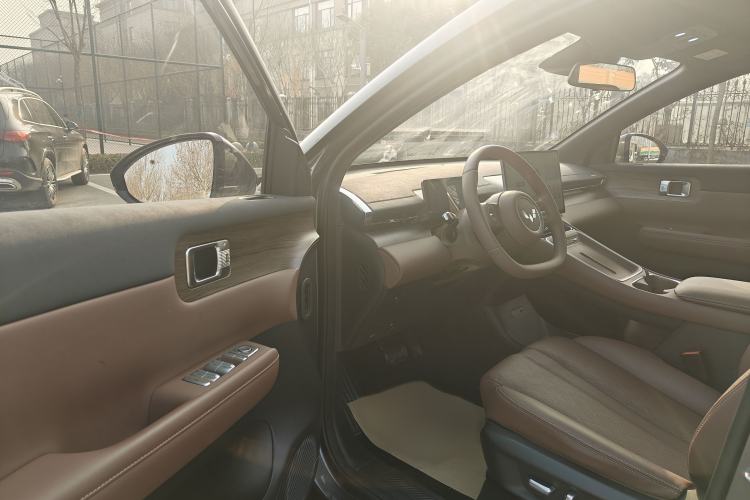 Used Wuling Xingguang S 2024 130 km Flagship Version Interior 5